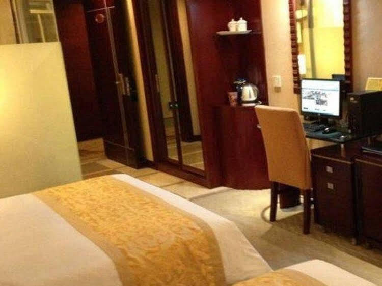 Шэньчжэнь: Tianxin Hotel