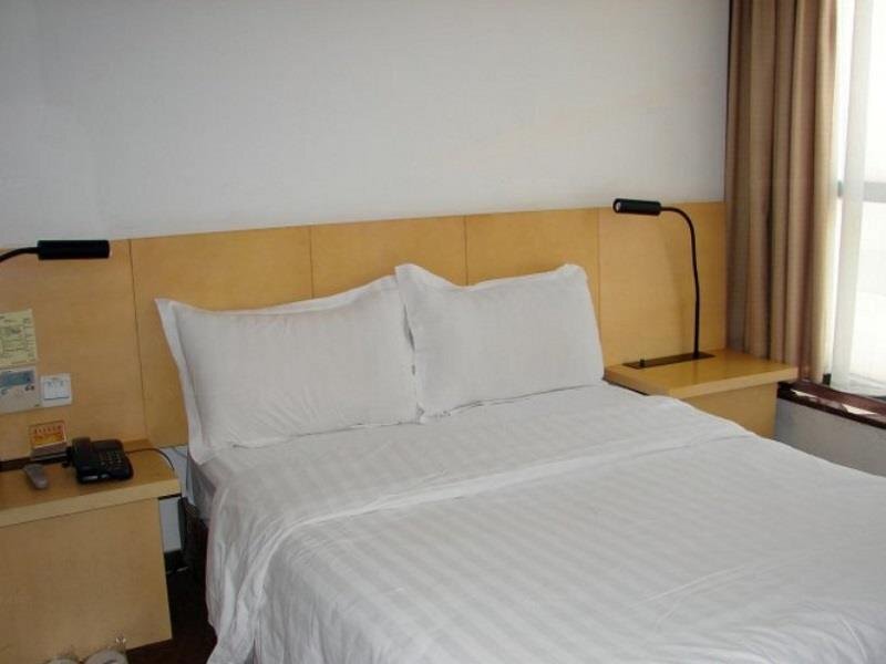 Пекин: Motel 268 Wang Fu Jing Inn