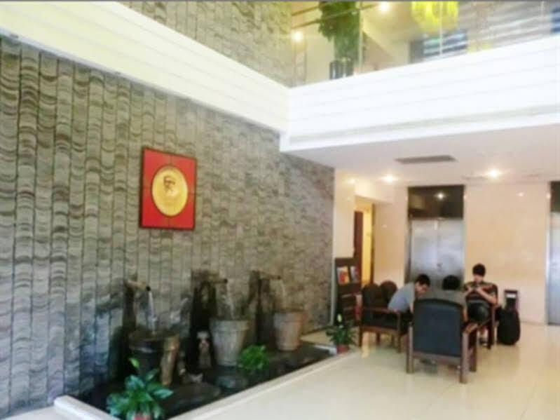 Пекин: Motel 168 (Beijing Zhongguancun East Road)