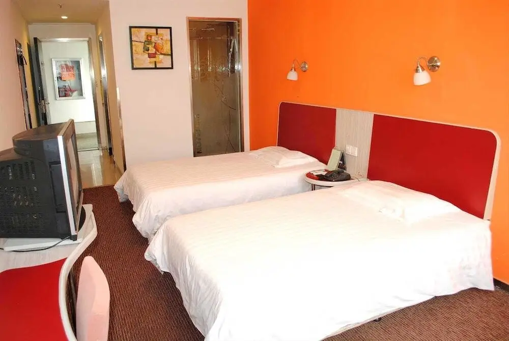 Чэнду: Chengdu Motel 168 Hotel Jiuyanqiao