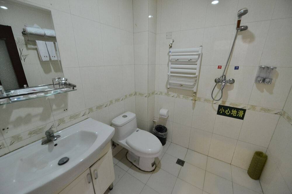 Пекин: Beijing Airport Silver Ocean Hotel