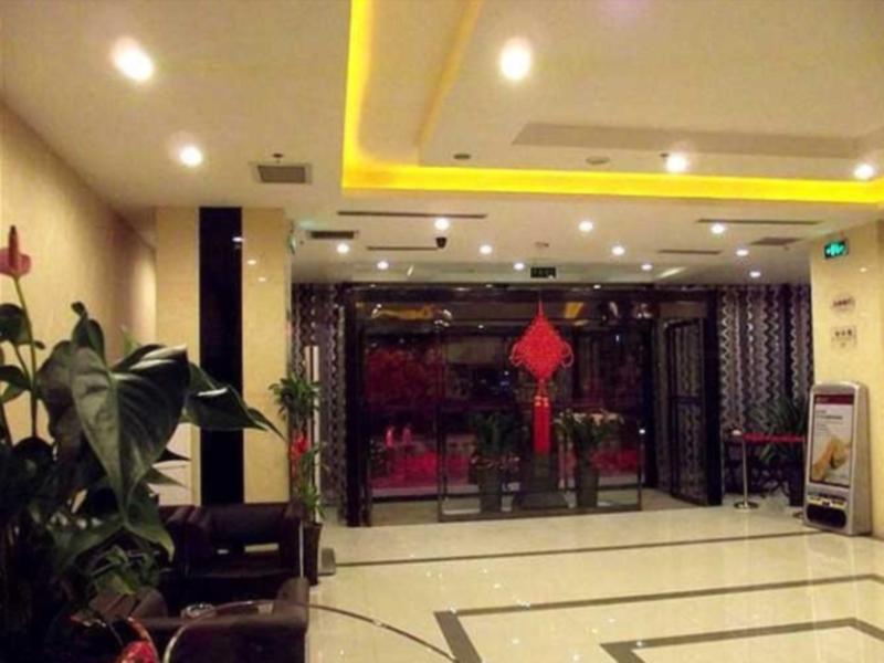 Чжэнчжоу: Kunlunleju Inn Zhengzhou North Bus Station
