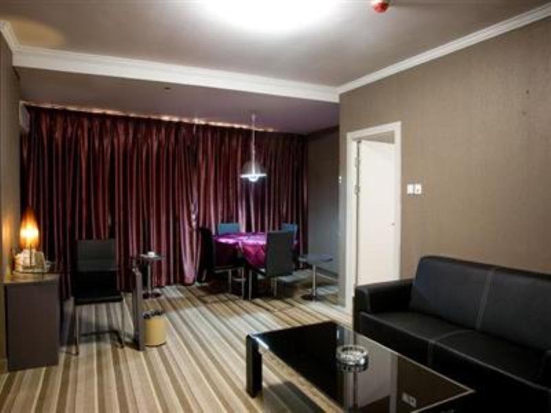 Чжэнчжоу: kunlunyuehua   hotel