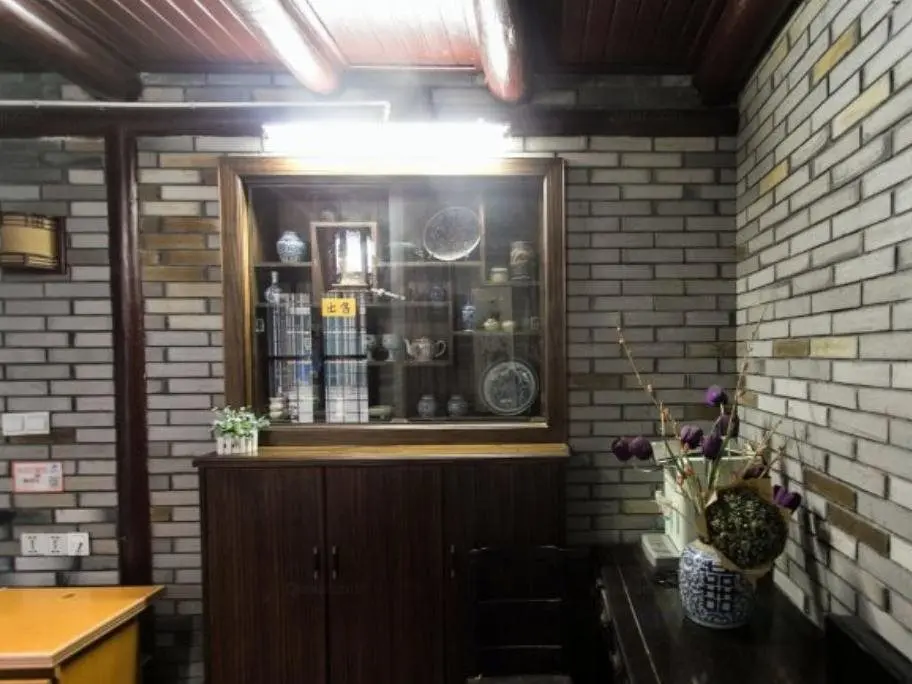 Шанхай: Zhouzhuang Longxing Inn