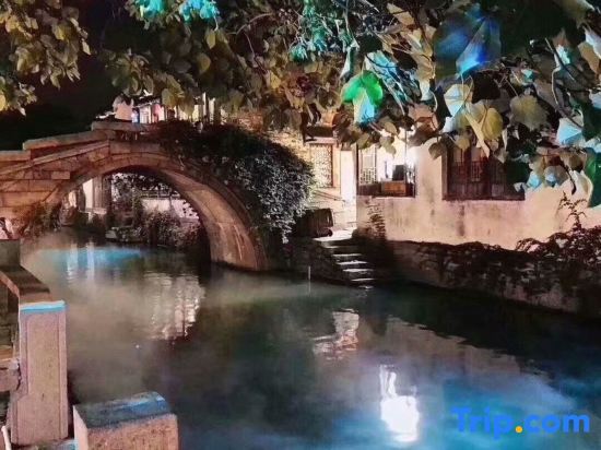 Шанхай: Zhouzhuang Chuan Niang Inn