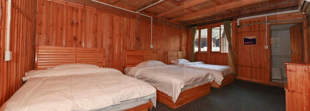 Dragon's Den Hostel in Rice Terraces — фото 1