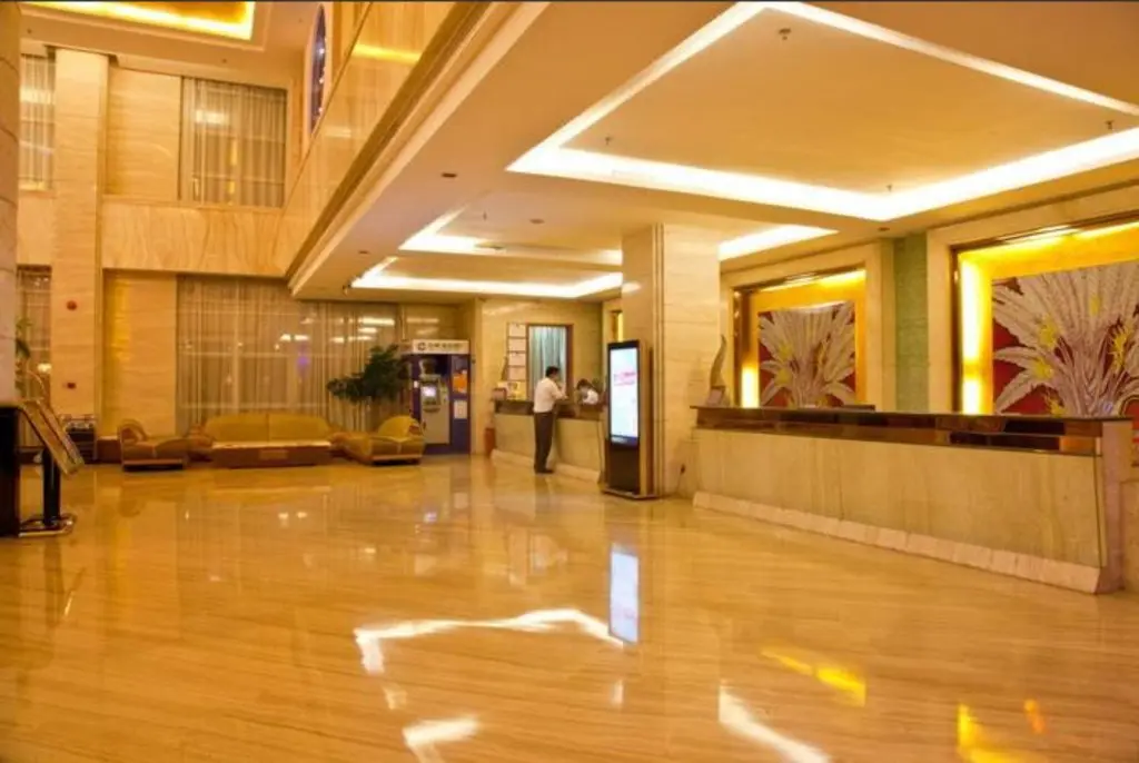 Шэньчжэнь: Eastern Banshan Hotel