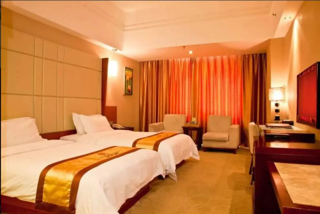 Шэньчжэнь: Eastern Banshan Hotel