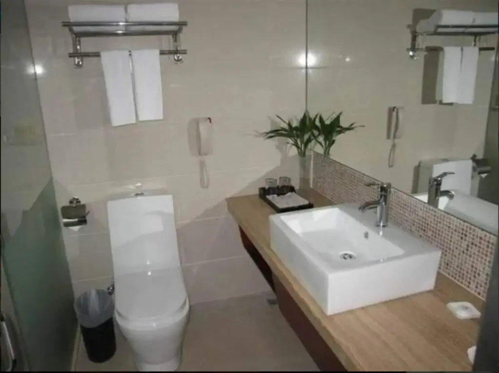Шэньчжэнь: Eastern Banshan Hotel
