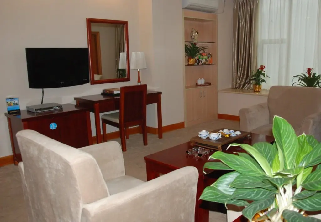 Гуанчжоу: Guangzhou Best Case Hotel Foreign-related Economics Vocational and Technical College