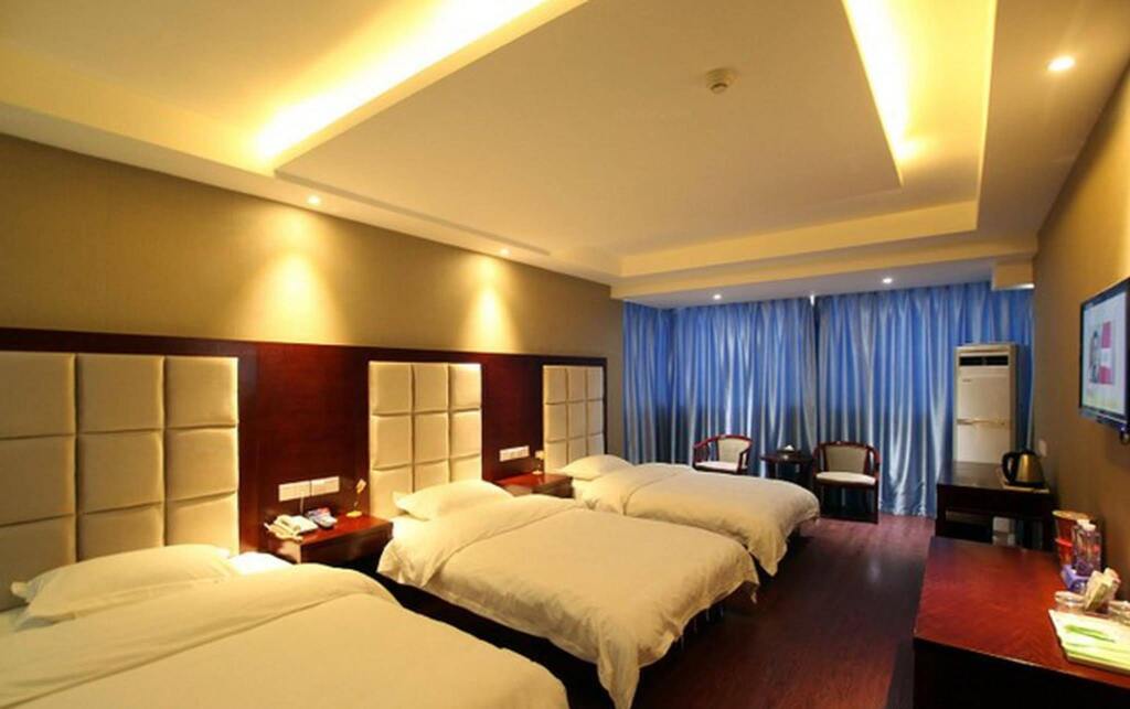 Гуйлинь: Guilin Hotel Chain Guests 0746