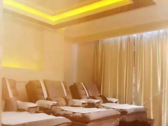 Фошань: Cheerful Hotel