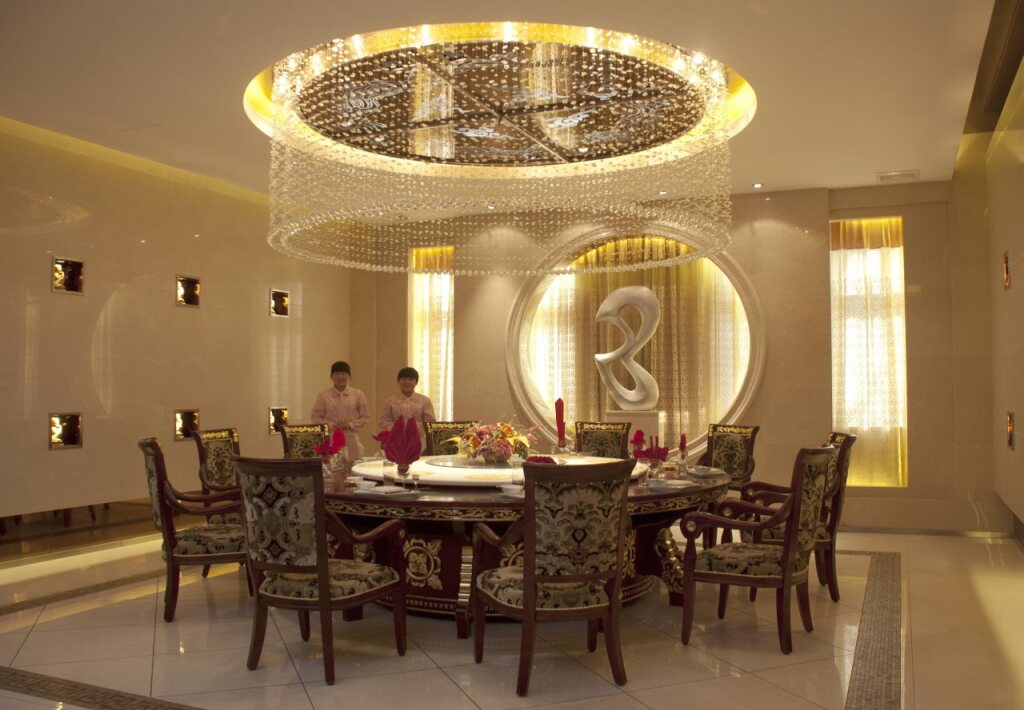 Цзюцюань: Dunhuang Golden Leaf Hotel