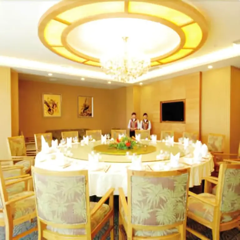 Чэнду: Jinrui Yangguang Hotel Pengzhou