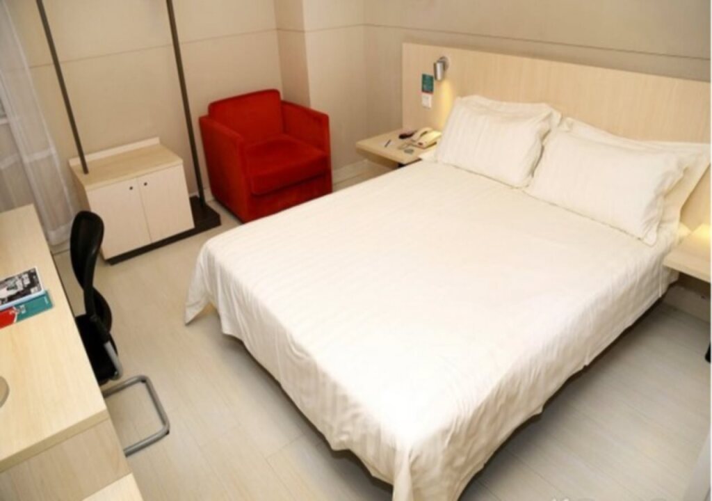 Шэньчжэнь: Jinjiang Inn Shenzhen Luohu Mix City Branch