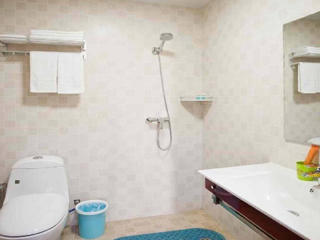 Вэйхай: Weihai Leda Express Hotel Lido