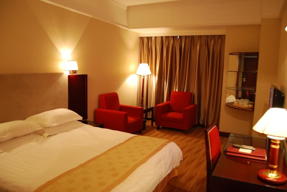 Фучжоу: Longxiang Hotel