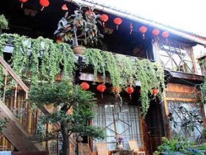 Лицзян: Lijiang Liuliu Inn by Wind Station
