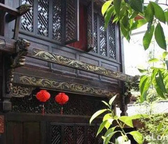 Лицзян: Lijiang Liuliu Inn by Wind Station