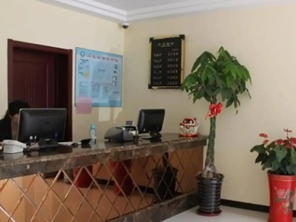 Таншань: 唐山壹悦快捷酒店