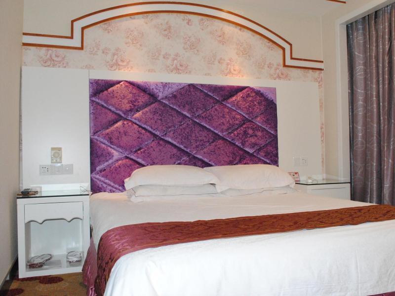 Иу: Jinxiyuan Fashion Hotel