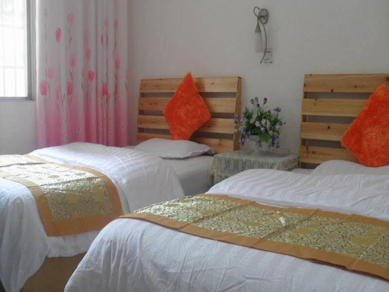 Чжанцзяцзе: Zhangjiajie Lvtu Inn