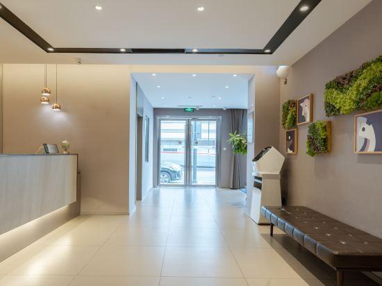 Ханчжоу: Home Inn Selected (Hangzhou Wulin Square Stadium Road)