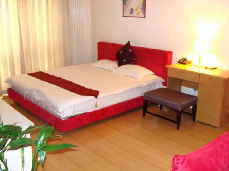 Пекин: Beijing Rents Hou Xian Dai Cheng Apartment