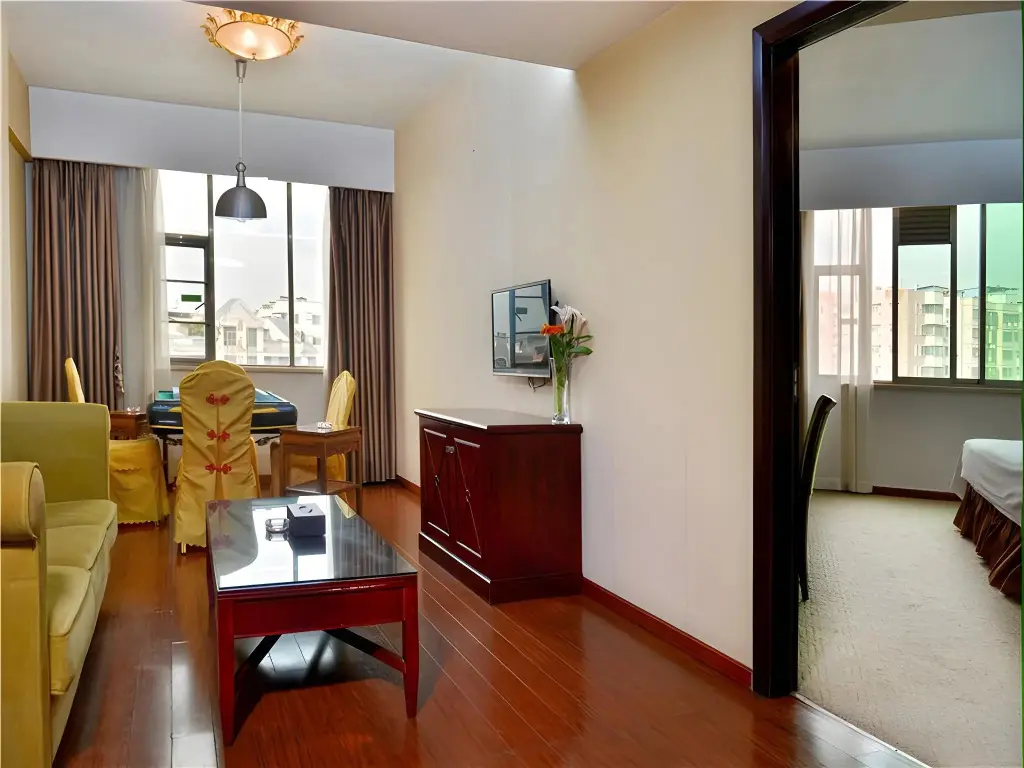 Мейчжу: Vienna Hotel Meizhou Mei County Airport