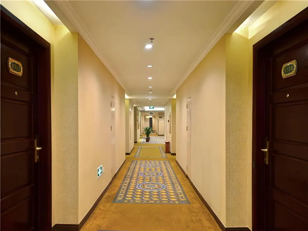 Мейчжу: Vienna Hotel Meizhou Mei County Airport