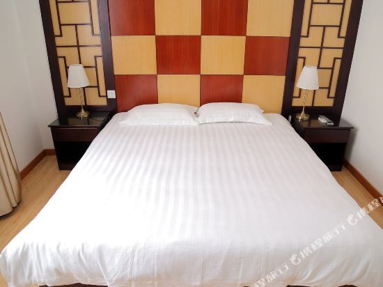 Хуаншань: Huangshan Jinxiu Inn