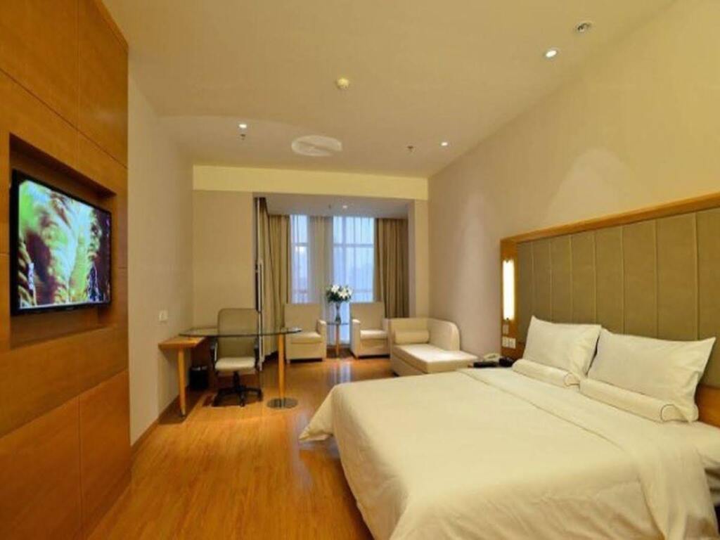 Ухань: JI Hotel (Wuhan Guanggu Plaza)