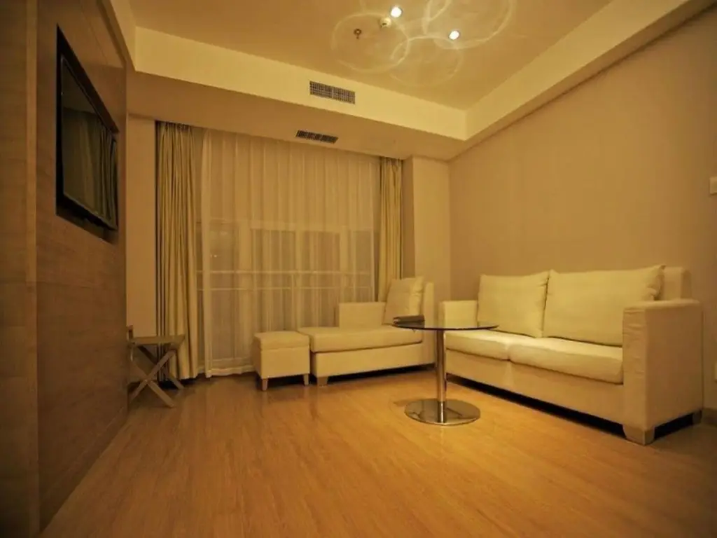 Ухань: JI Hotel (Wuhan Guanggu Plaza)