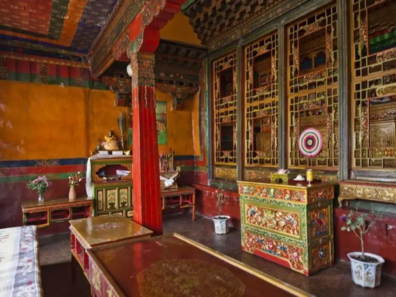 Yabshi Phunkhang Heritage Hotel — фото 1