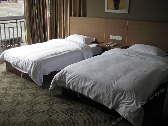 Чжанцзяцзе: Zhangjiajie Red Orange Fashion Hotel