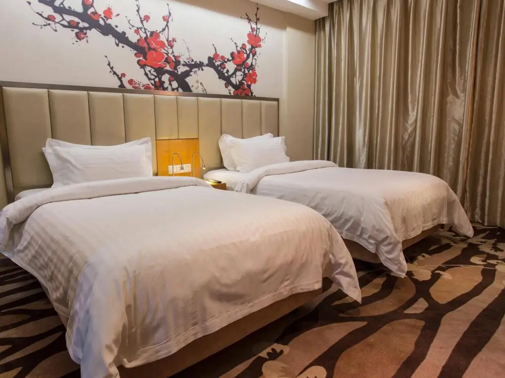 Jinjiang Metropolo Hotel - Wanda Hotel — фото 1