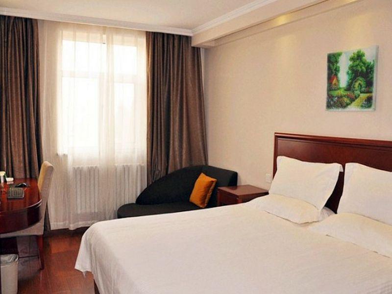 Пекин: GreenTree Inn Beijing Xi San Qi Bridge Hotel