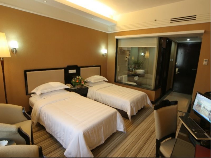 Шэньчжэнь: Shenzhen Luohu Lotus Hotel
