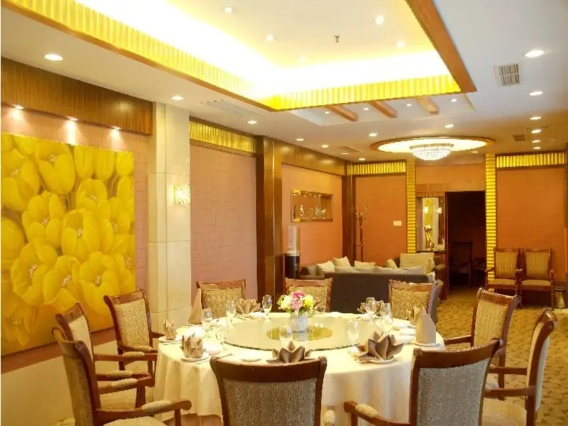 Шэньчжэнь: Shenzhen Luohu Lotus Hotel