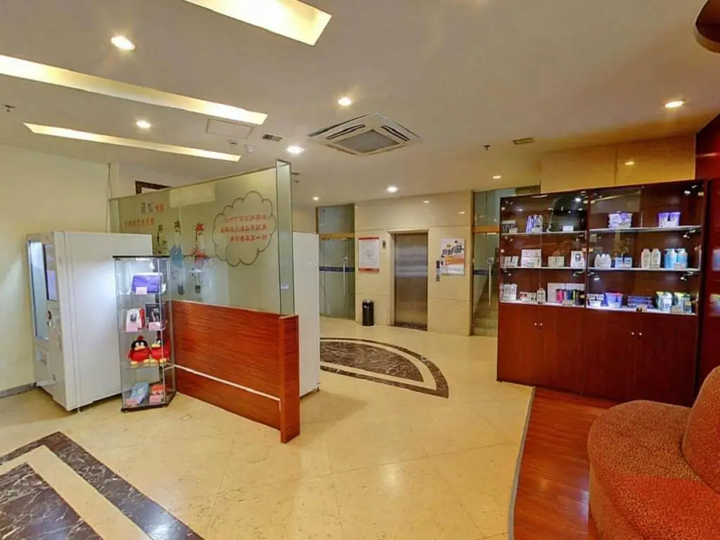 Шанхай: Hanting North Zhongshan Road