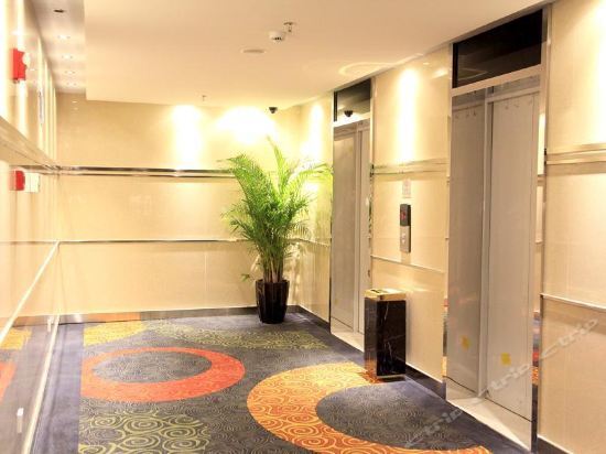 Уси: Wuxi Wisdom Hotel