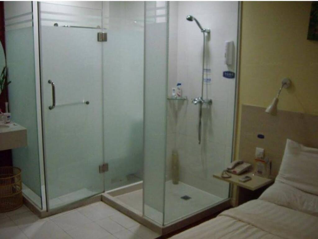 Уси: Wuxi Zhongxin Hotel (Wangzhuang Road Subway Station)