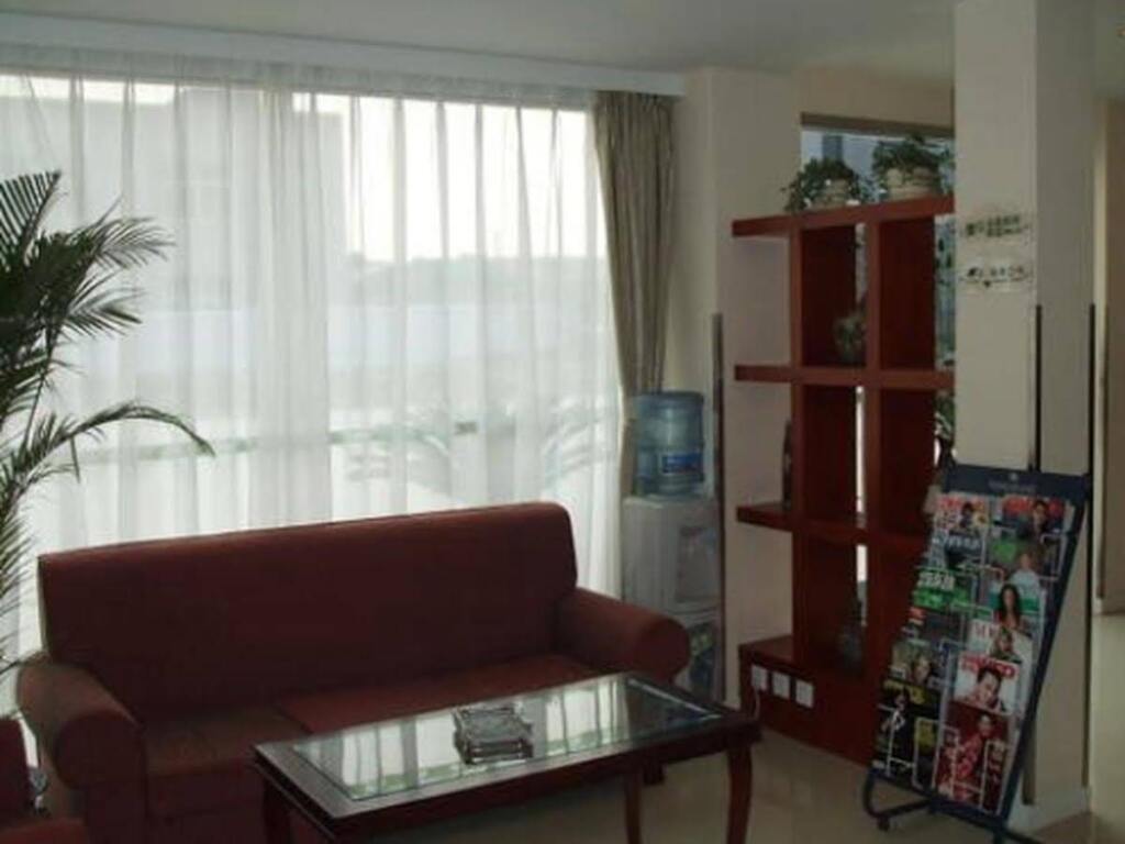Уси: Wuxi Zhongxin Hotel (Wangzhuang Road Subway Station)