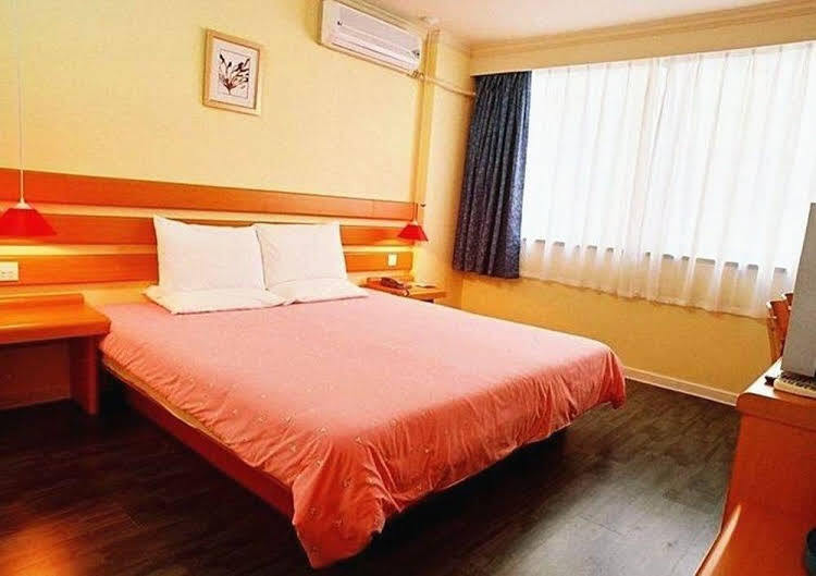 Шэньчжэнь: Home Inn Shenzhen Railway Station