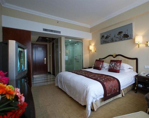Цзиньхуа: Pleasure Hotel