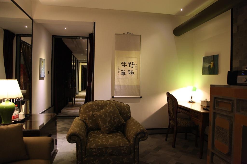 Дали: Dali Qingpu Villa