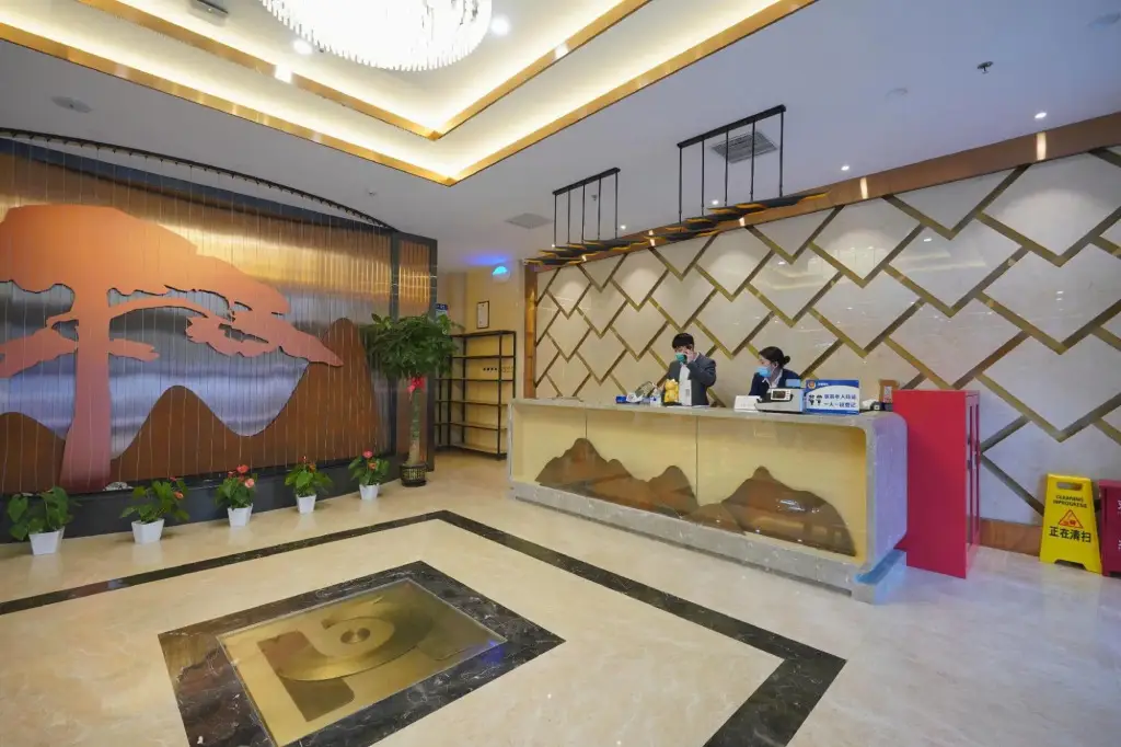 Пекин: Beijing Helong Holiday Hotel
