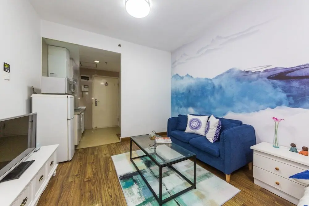 Шанхай: Mike168 Service Apartment Saintland Shop