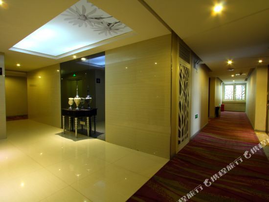 Цюаньчжоу: Quanzhou Wins Hotel Shishi Baqi Branch
