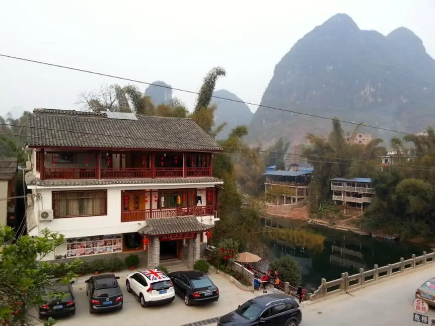 Yangshuo Moonriver Hotel — фото 1